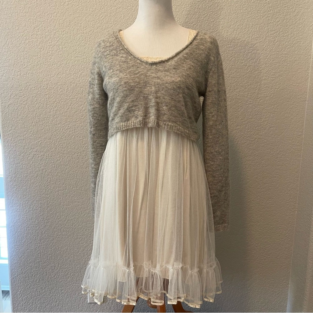 *Bundle Free People Cropped Sweater & Long sleeve lace dress